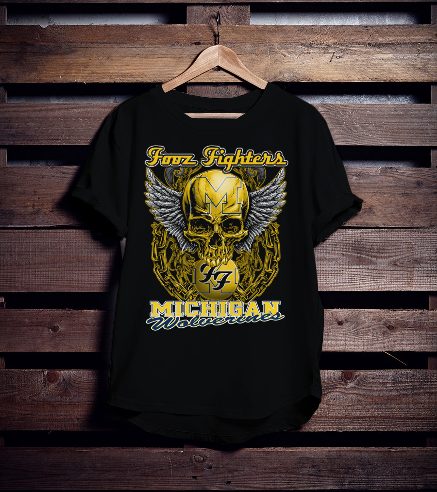 Foor Fighters Michigan Wolverines Skull Wings Chain T-Shirt