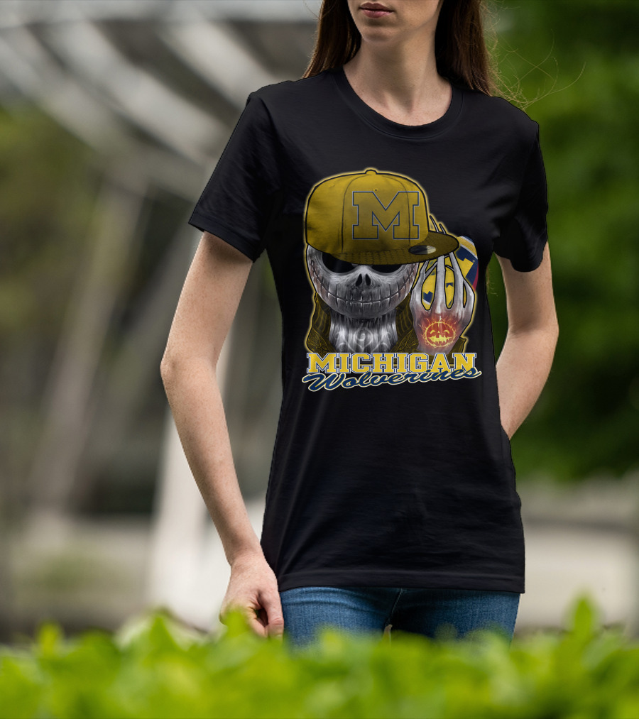 Jackskull Michigan Wolverines Halloween Skull With Wolverine Colors And Cap T-Shirt