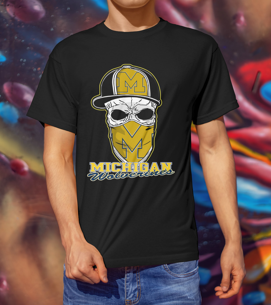 Michigan Wolverines Skull Hat M T-Shirt