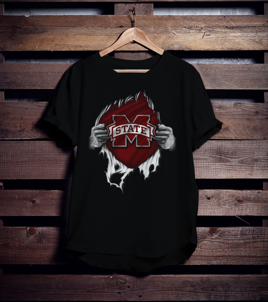 Torn Mississippi State Bulldogs M State T-Shirt