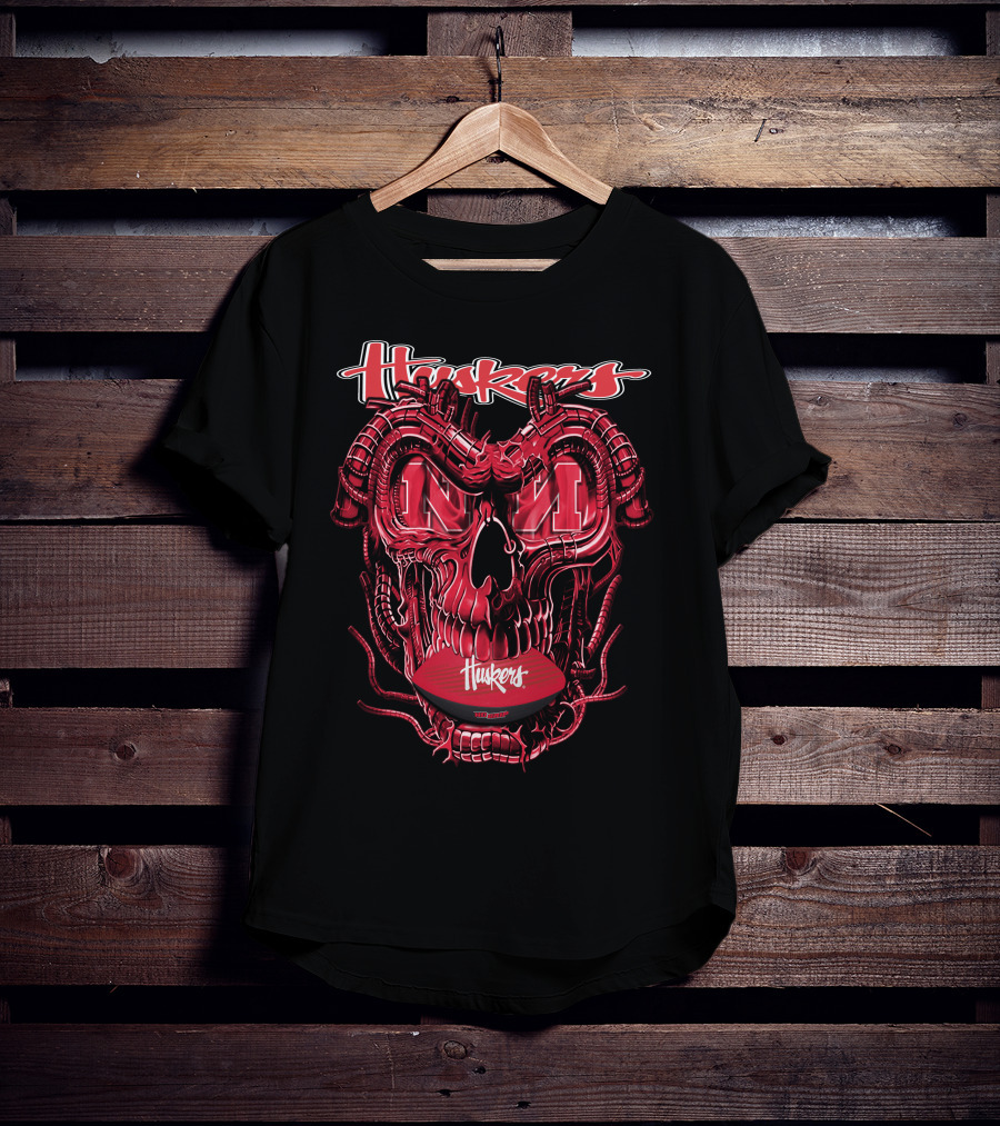 Huskers Dragon Skull Nebraska Football Fan T-Shirt