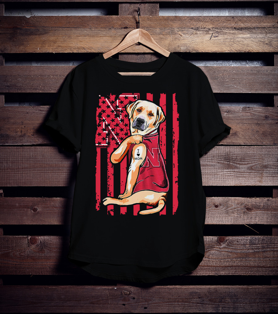 Labrador Retriever Nebraska Cornhuskers I Love Mom Flag T-Shirt
