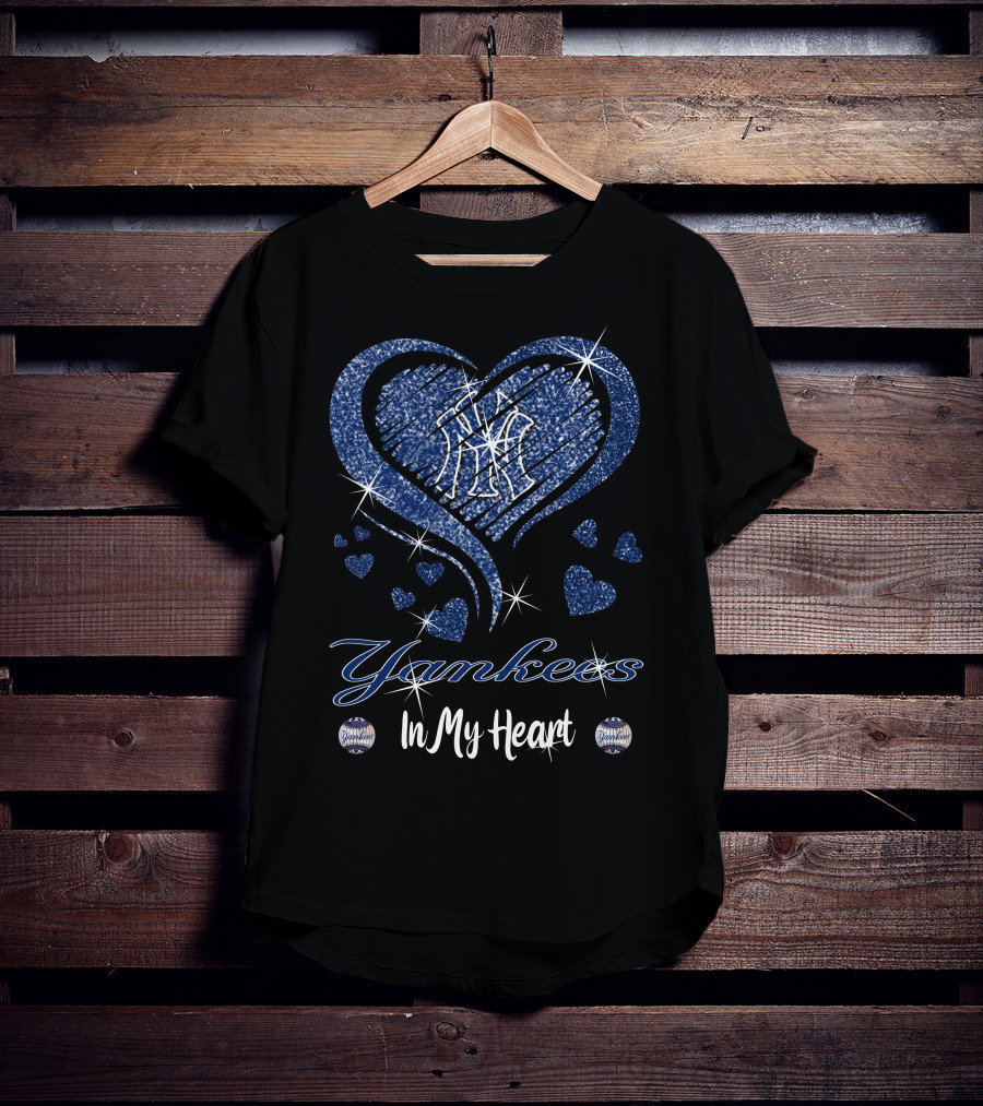 Yankees In My Heart Sparkling Glitter Logo Hearts T-Shirt