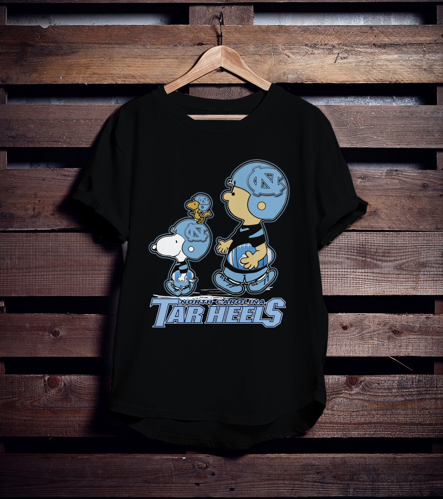 North Carolina Tar Heels Snoopy And Woodstock Football Team Fans T-Shirt