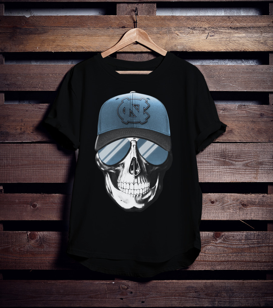 North Carolina Tar Heels Skull Wearing Logo Cap T-Shirt