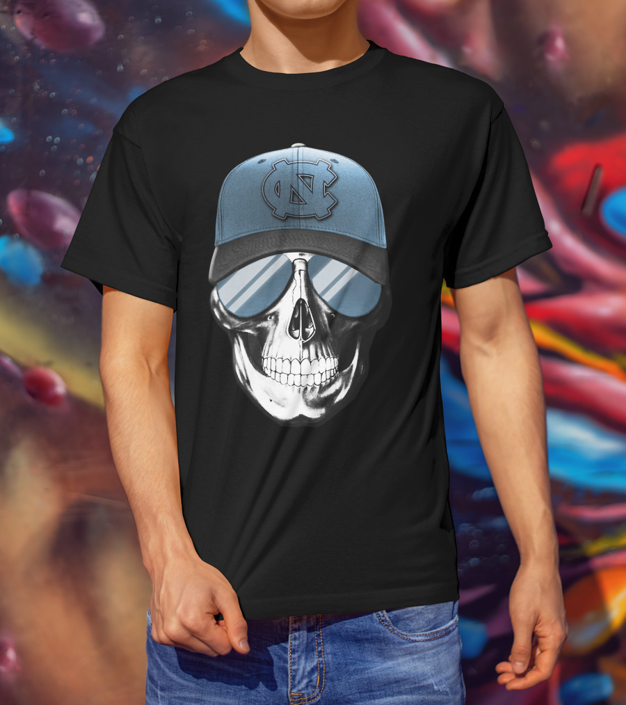 North Carolina Tar Heels Skull Wearing Logo Cap T-Shirt