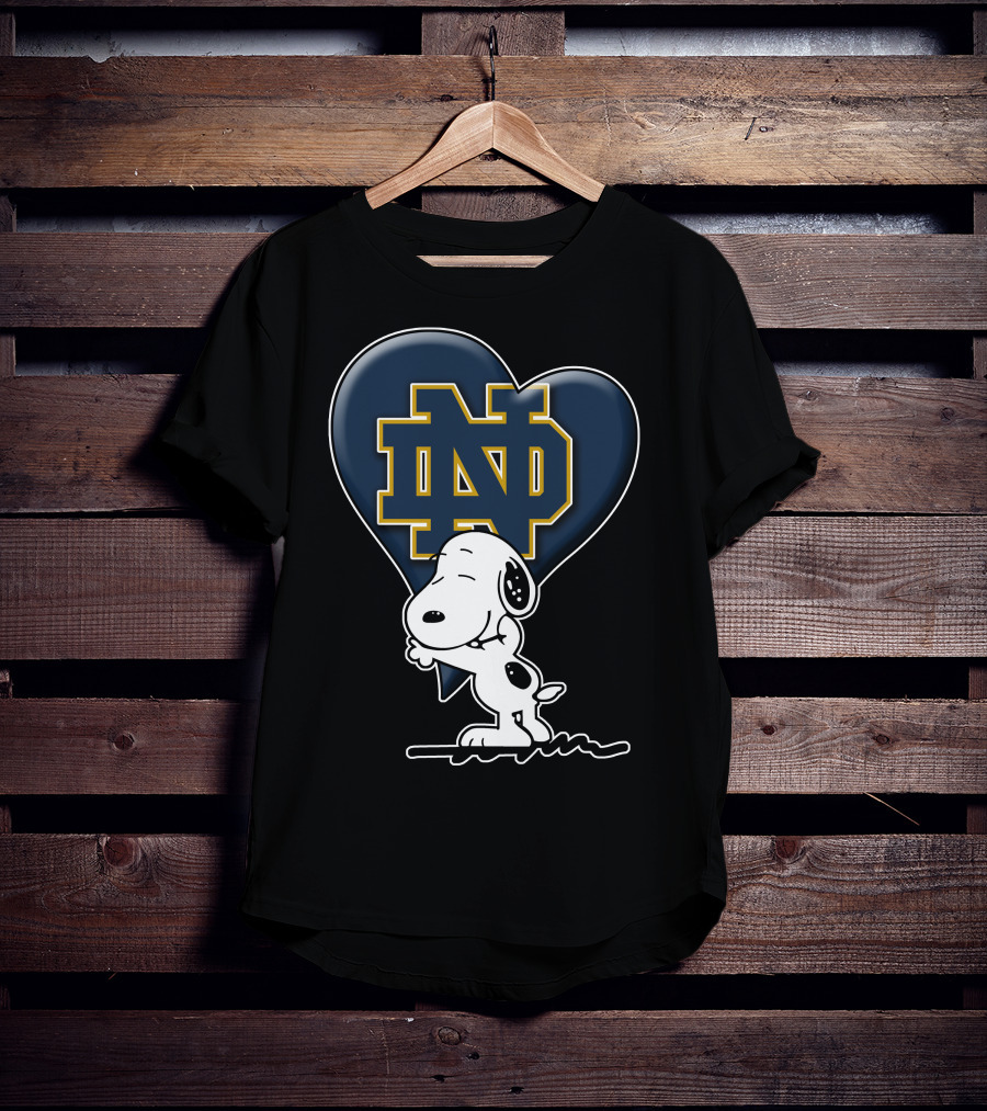 Snoopy Heart Hug Notre Dame Fighting Irish Nd T-Shirt