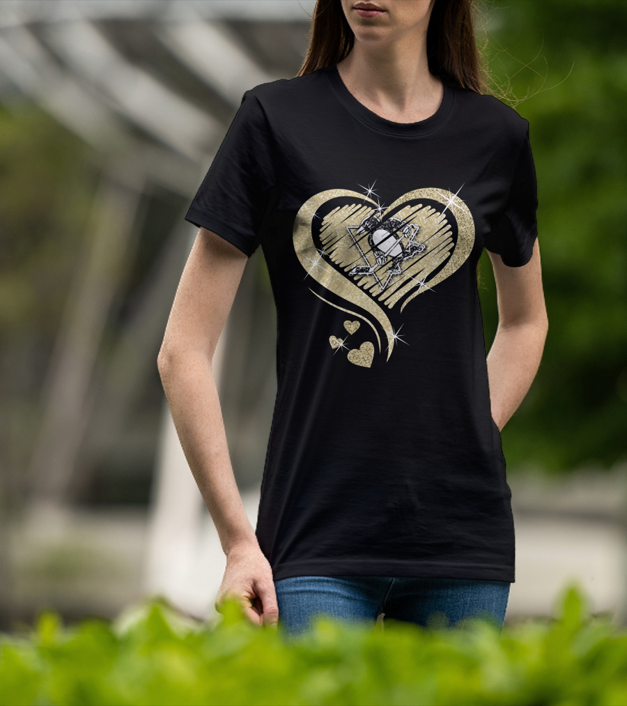 Heart Diamond Pittsburgh Penguins Logo Gold Sparkle T-Shirt