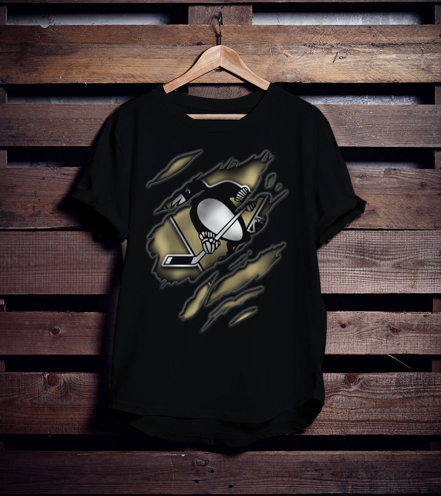 Pittsburgh Penguins Torn Hockey T-Shirt
