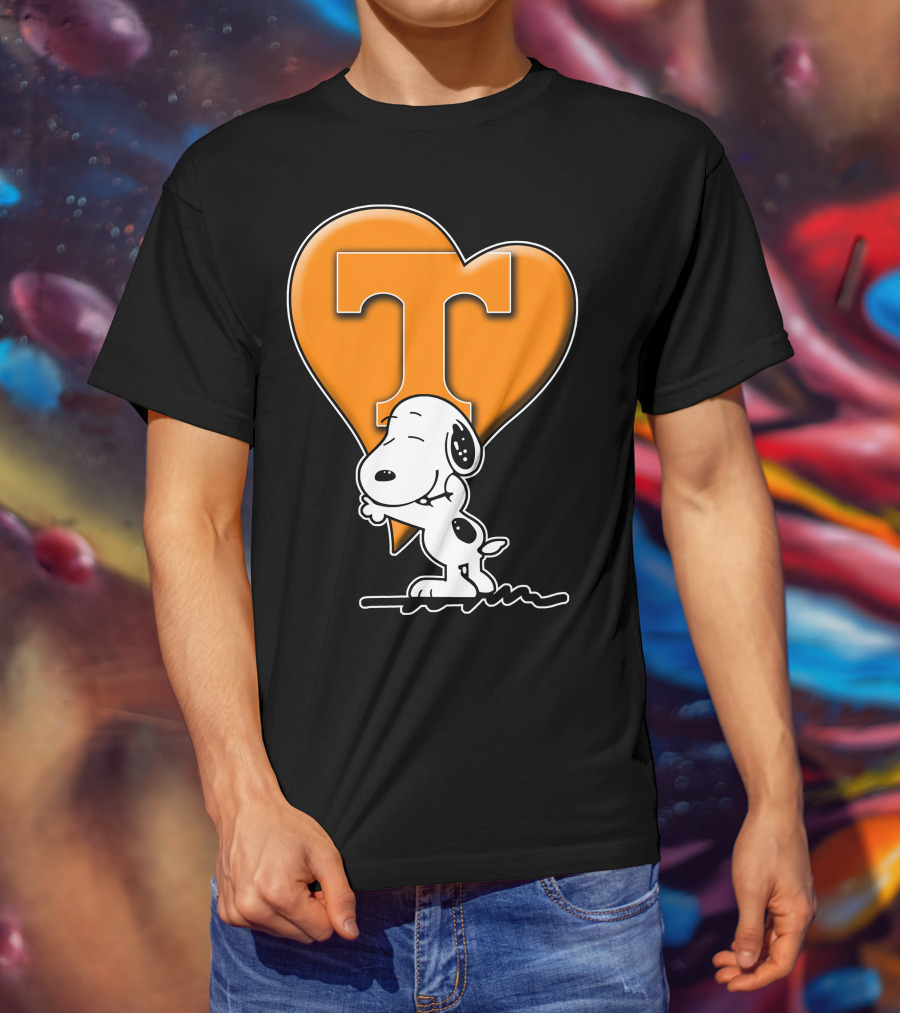 Snp V1 Tennessee Volunteers Snoopy Heart T-Shirt