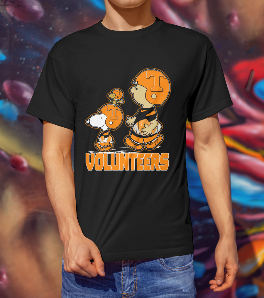 Snpfootball Tennessee Volunteers Peanuts Characters With Helmets T-Shirt
