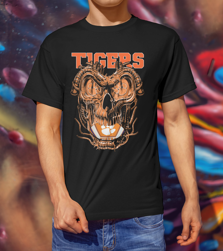 Clemson Tigers Mechanical Dragonskull With Football Elements T-Shirt