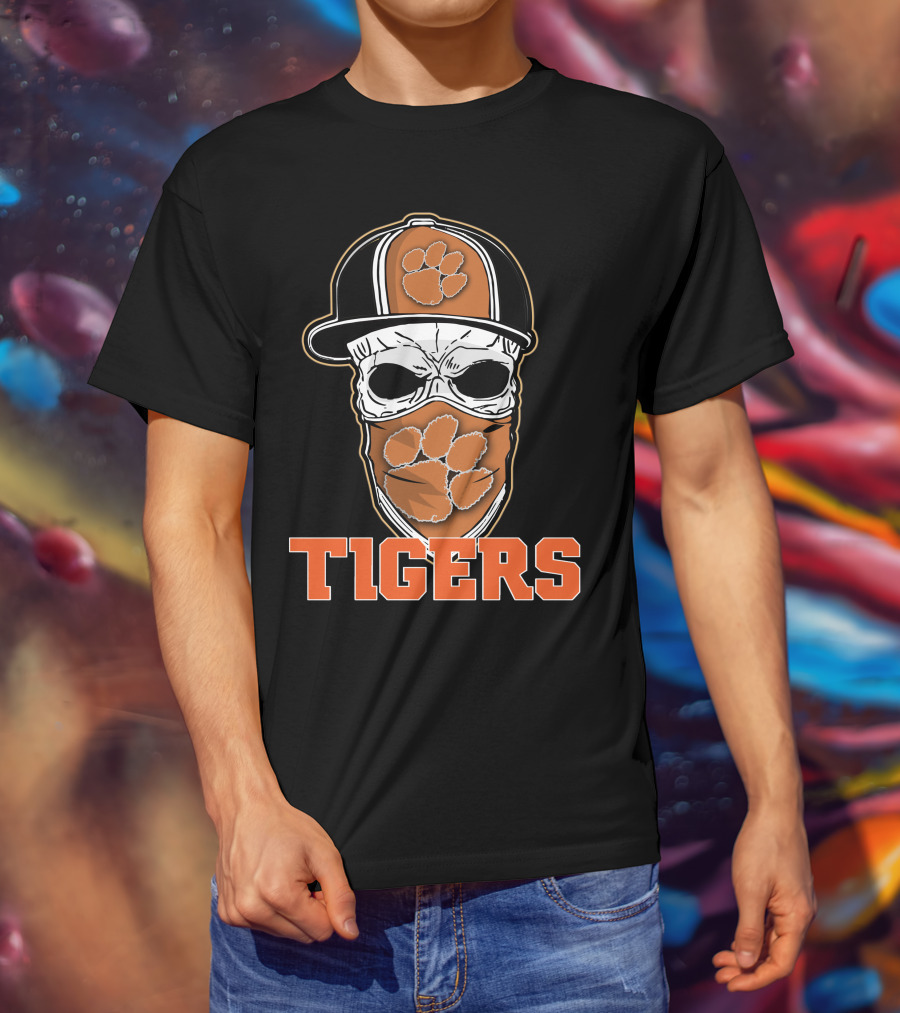 Clemson Tigers Skull Hat Paw Bandana T-Shirt
