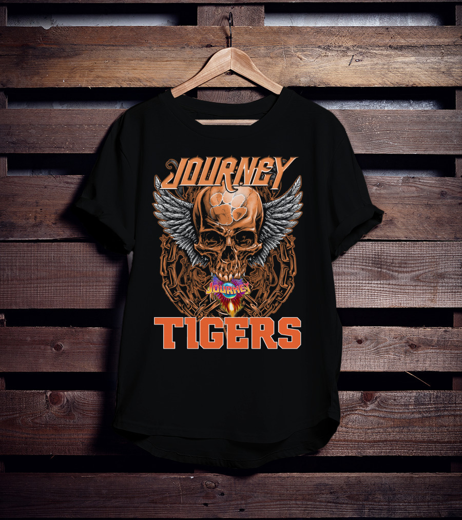 Journey Tigers Skull Wings Chain T-Shirt