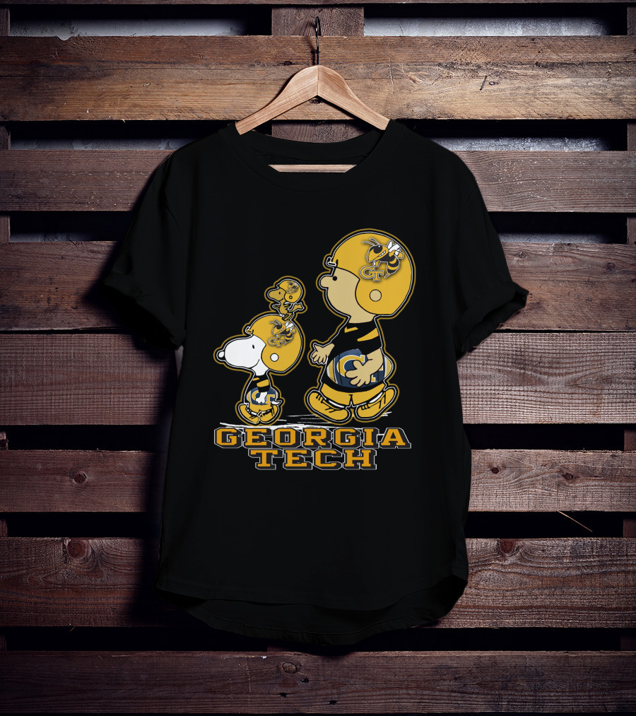 Snpfootball Georgia Tech Yellow Jackets Charlie Brown And Snoopy Football Gear T-Shirt