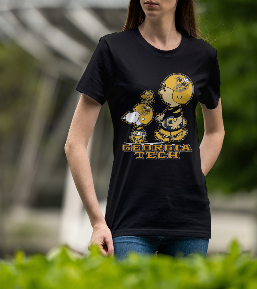 Snpfootball Georgia Tech Yellow Jackets Charlie Brown And Snoopy Football Gear T-Shirt