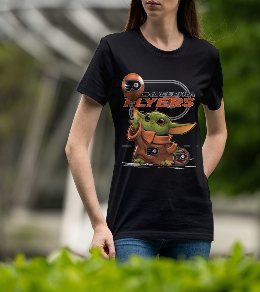 Yoda With Philadelphia Flyers T-Shirt