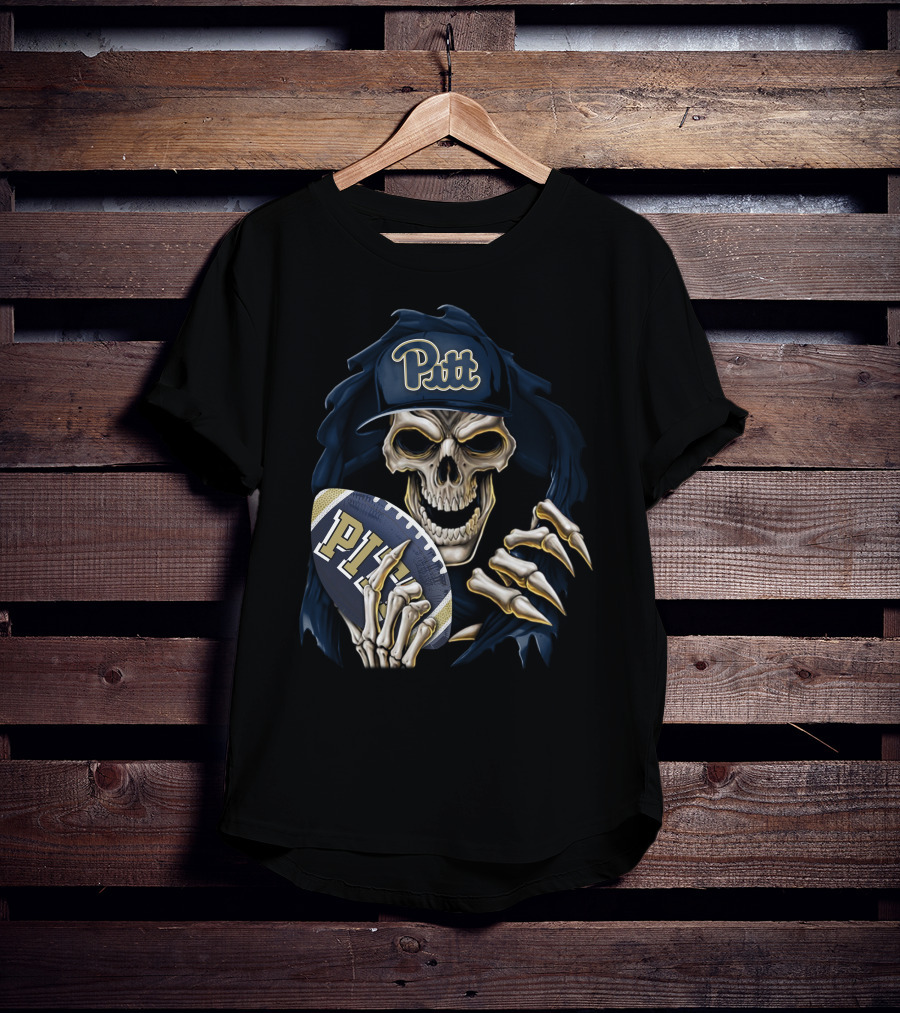 Pitt Panthers Skull Holding Football T-Shirt