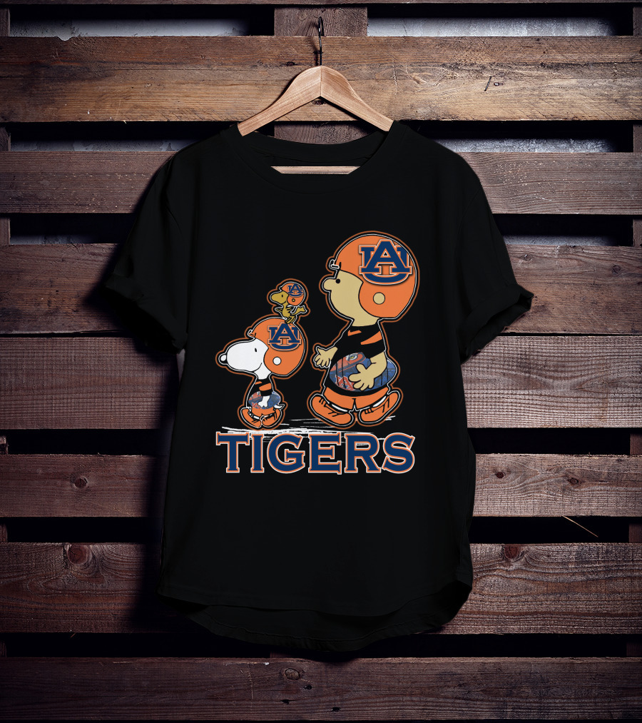 Auburn Tigers Snoopy Football Characters T-Shirt