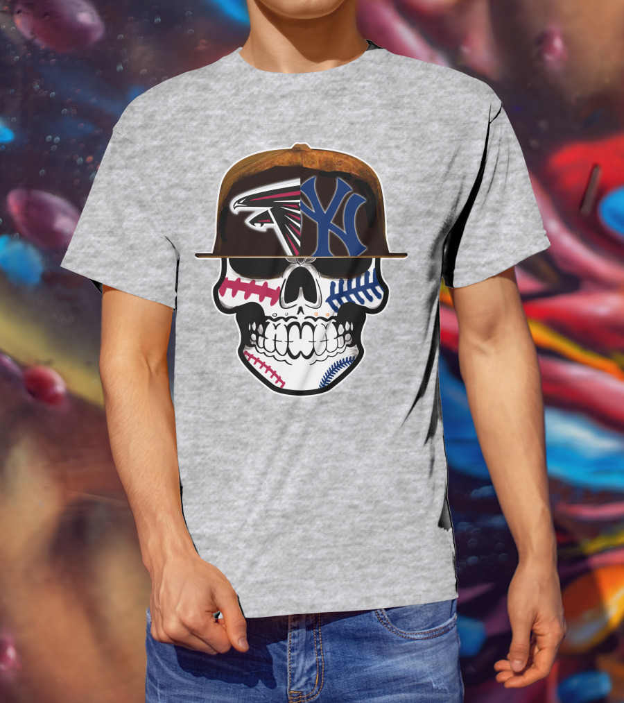 Atlanta Falcons New York Yankees Skull Baseball Football Fusion T-Shirt