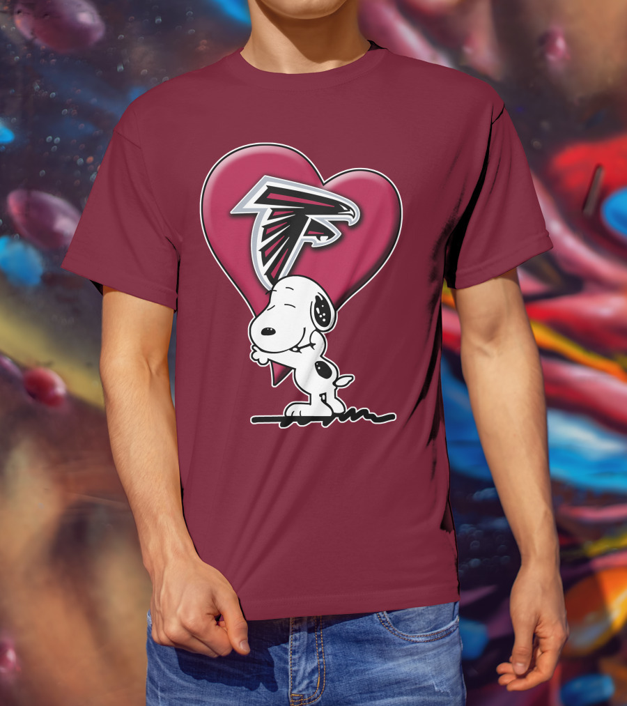Snoopy Hugging Atlanta Falcons Heart T-Shirt