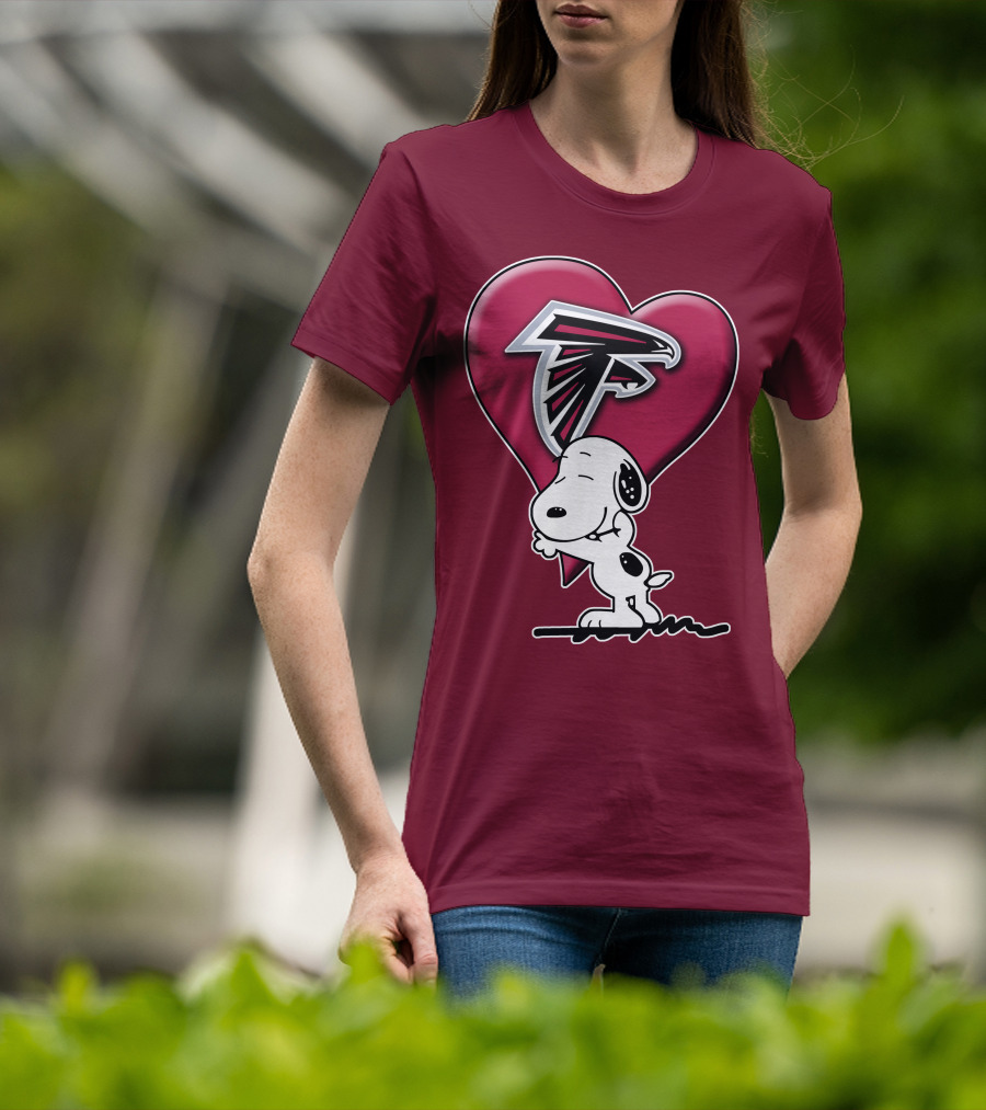Snoopy Hugging Atlanta Falcons Heart T-Shirt