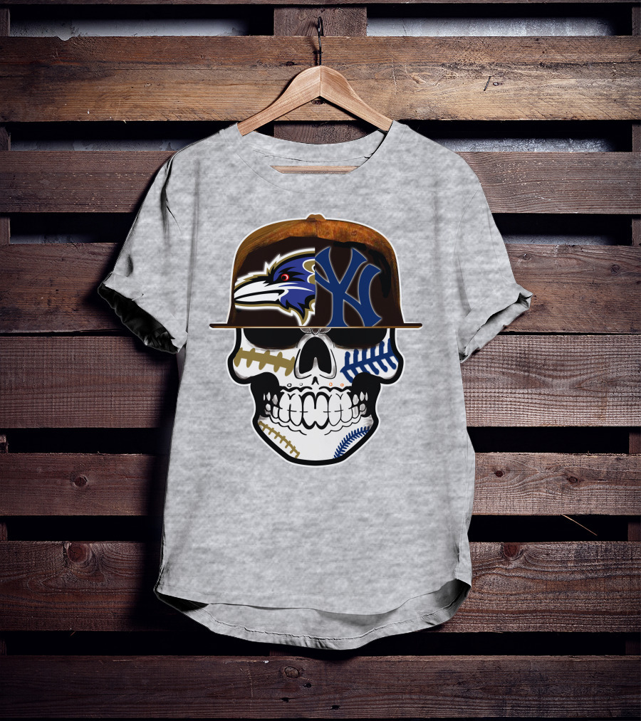 Baltimore Ravens New York Yankees Skull Hat T-Shirt