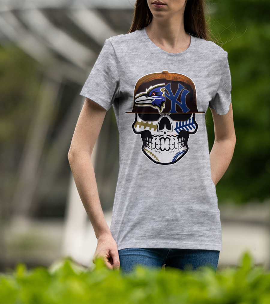 Baltimore Ravens New York Yankees Skull Hat T-Shirt