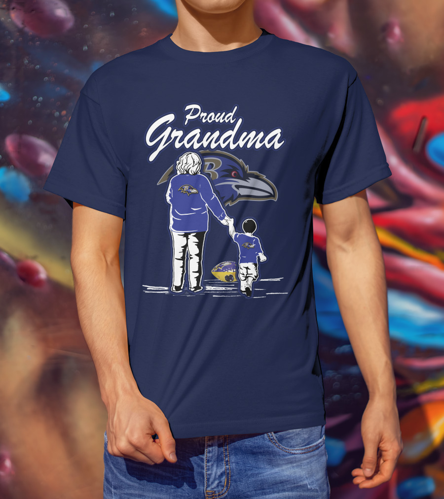 Proud Grandma Baltimore Ravens Family Fan Enthusiast With Child And Football T-Shirt