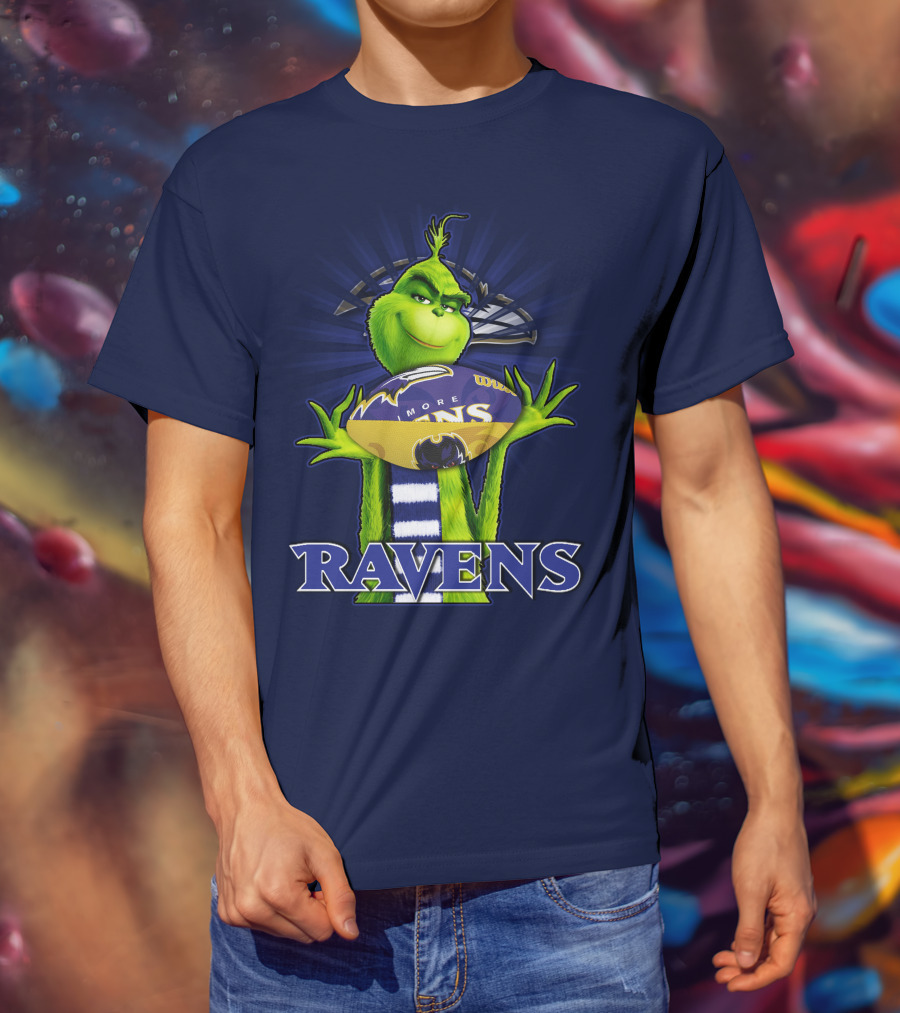 Grinch Holding Baltimore Ravens Football T-Shirt