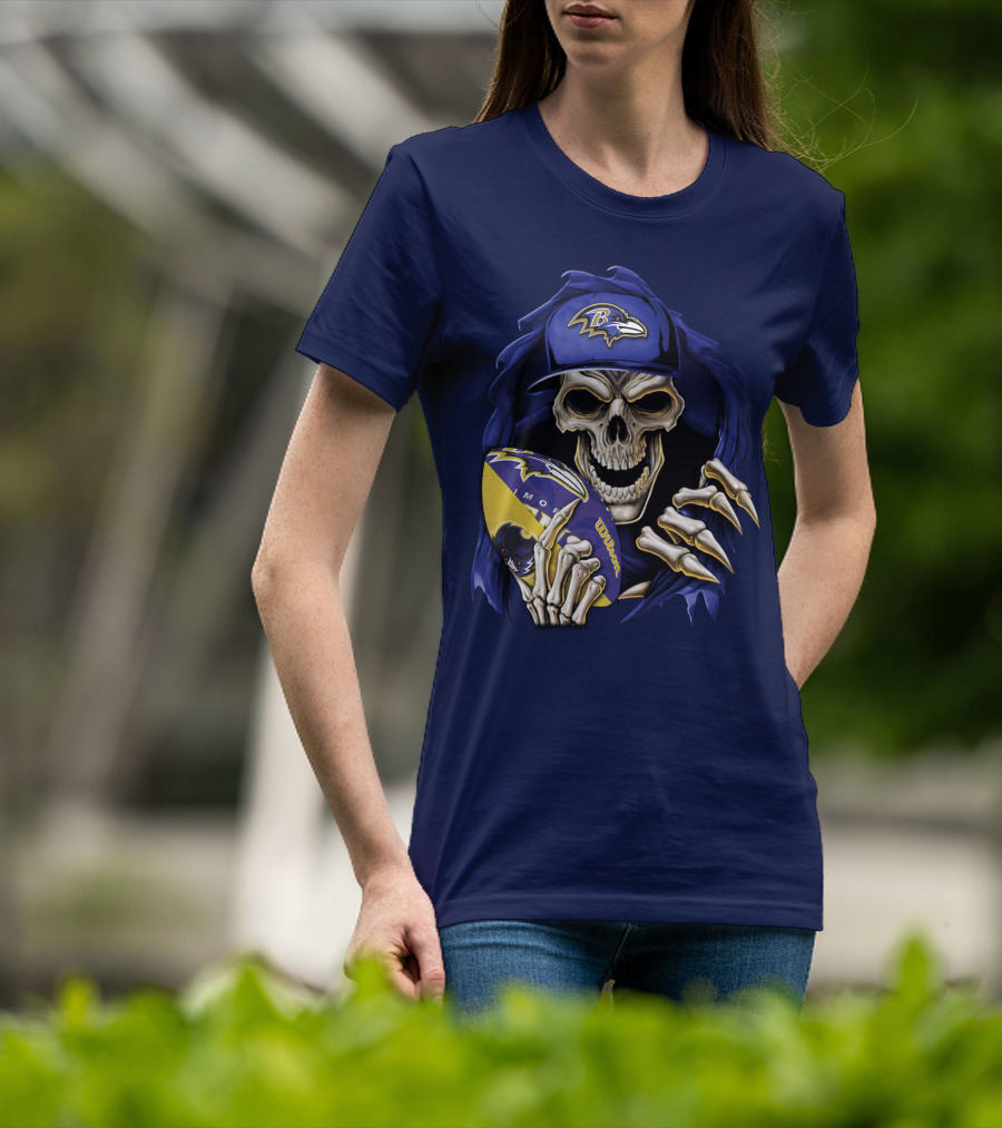 Skullbong Baltimore Ravens Skeleton With Football And Cap T-Shirt