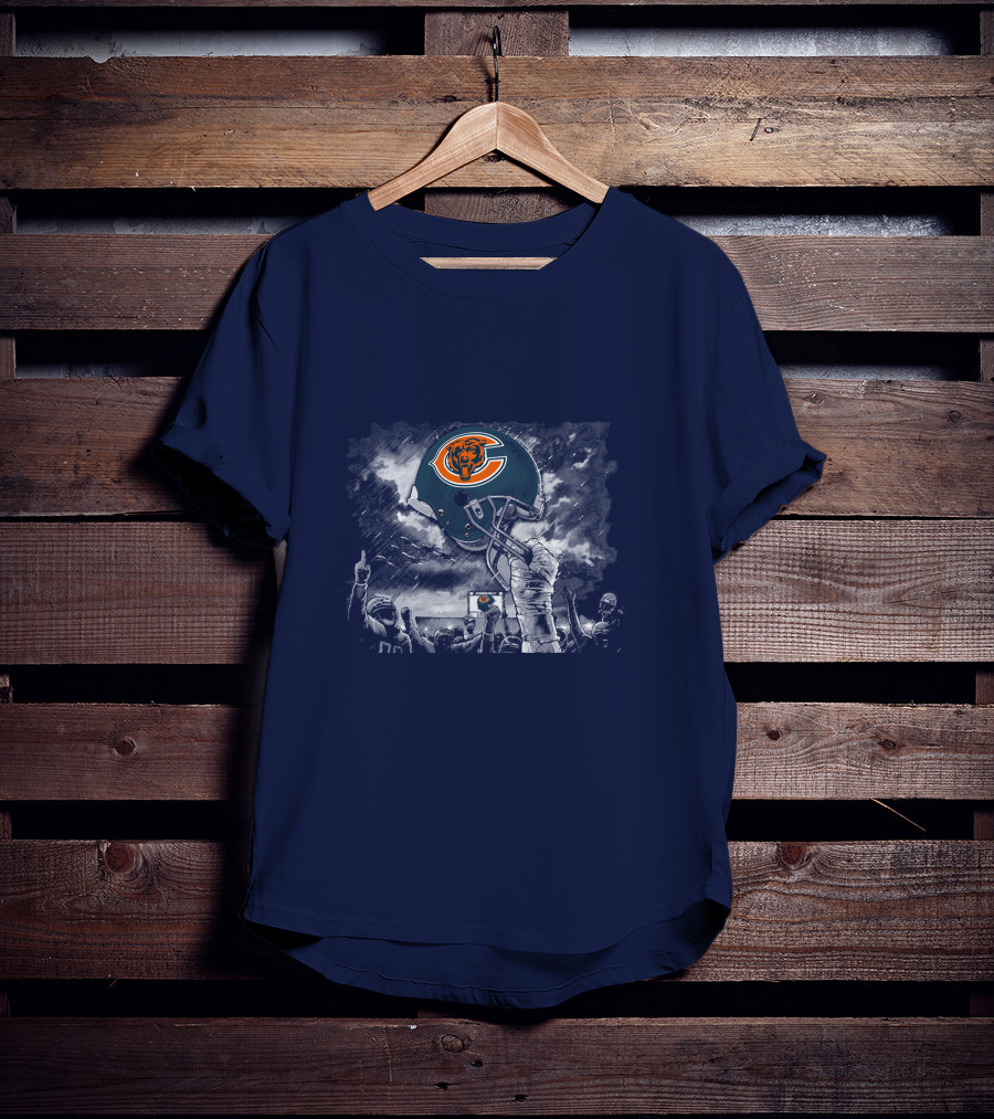 Chicago Bears Helmet Iconic 51 Team Celebration T-Shirt
