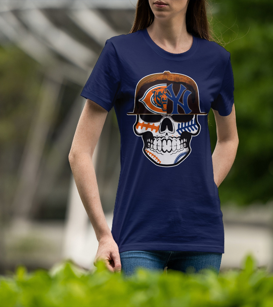 Chicago Bears Yankees Skull Football Baseball Fusion T-Shirt