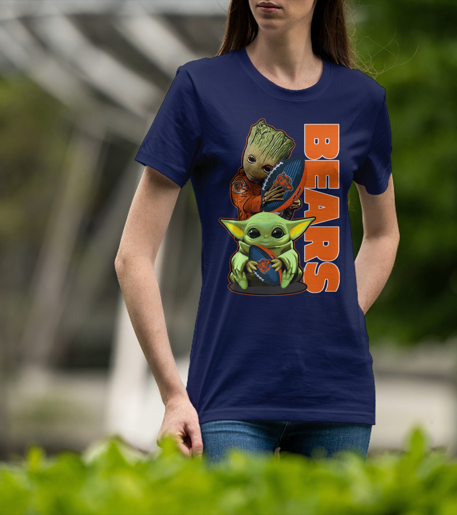 Grzd CHICAGO BEARS Baby Groot And Baby Yoda Football T-Shirt