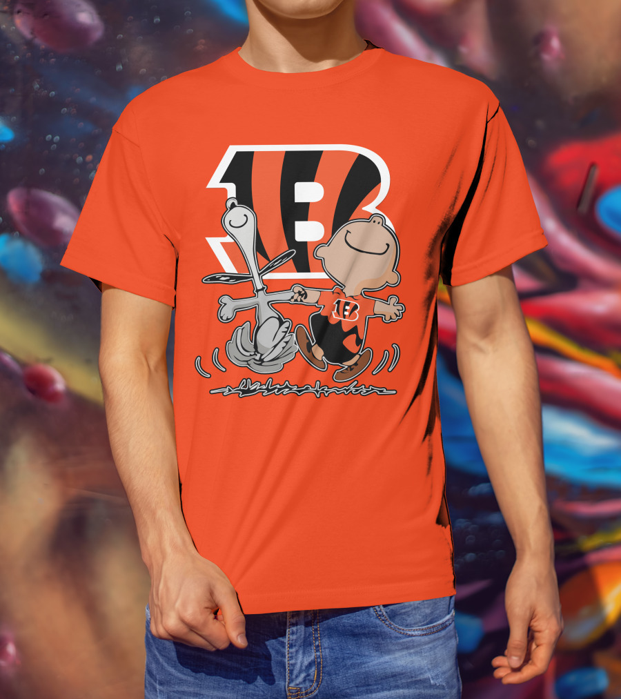 Cincinnati Bengals Peanuts Collaboration With Snoopy And Charlie Brown Dancing T-Shirt