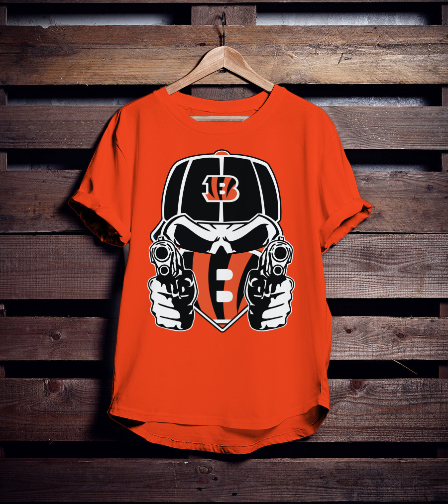 Cincinnati Bengals Armed Skeleton Illustration With Team Helmet T-Shirt