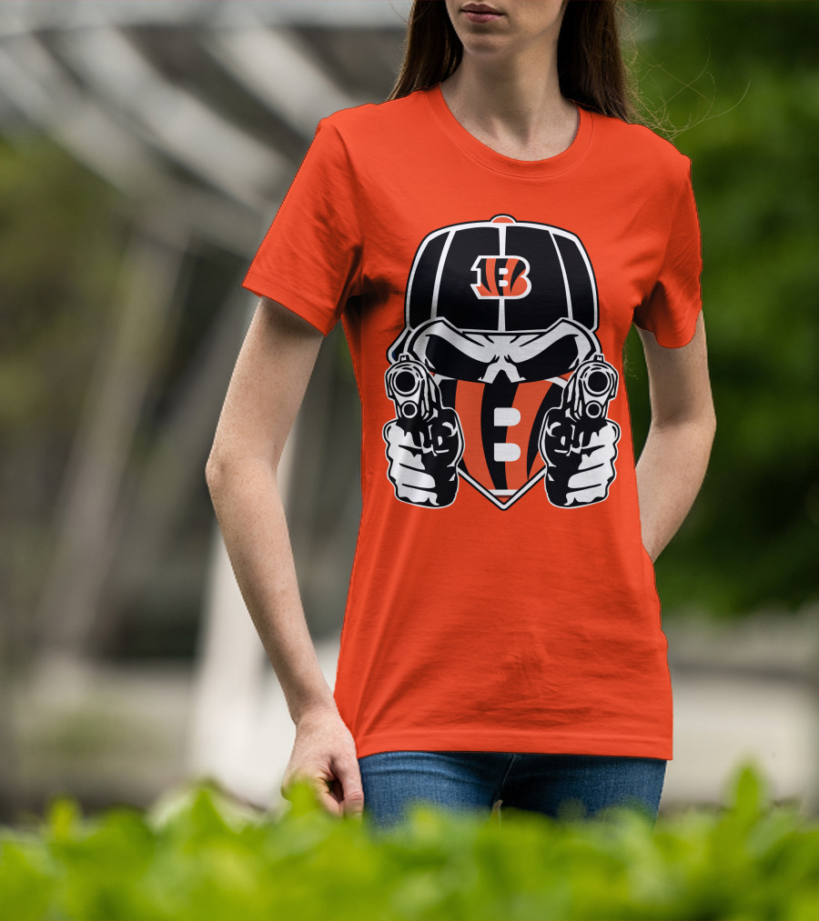Cincinnati Bengals Armed Skeleton Illustration With Team Helmet T-Shirt