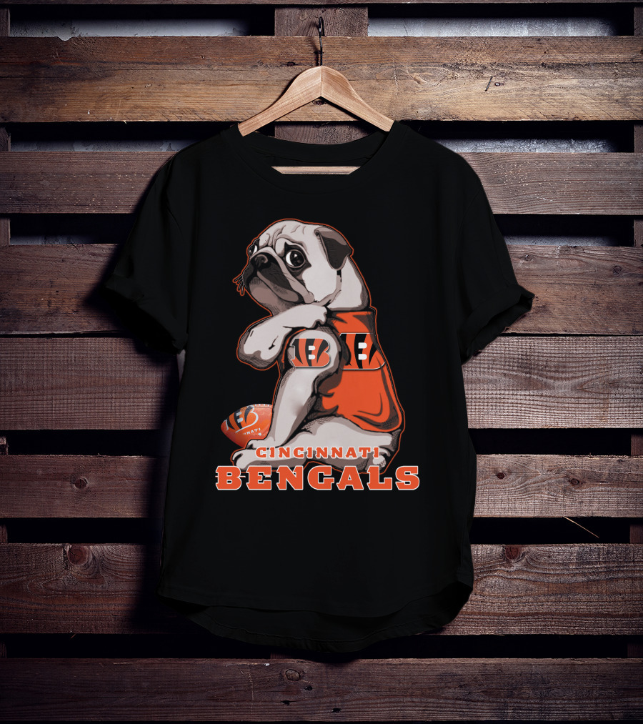 Cincinnati Bengals Pug Football T-Shirt