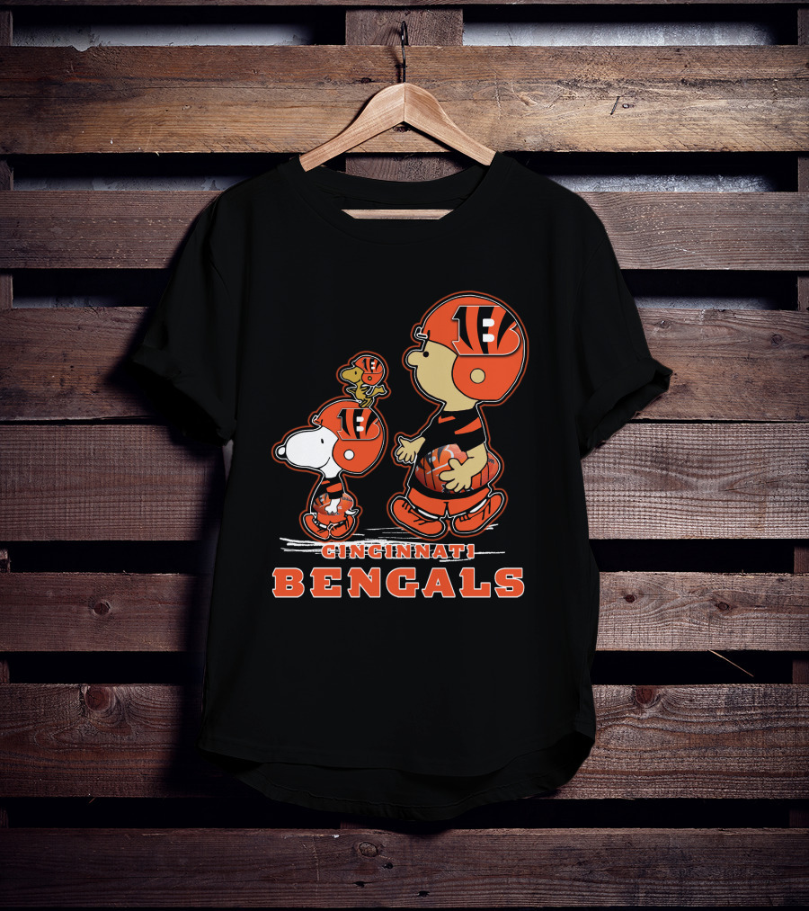 Cincinnati Bengals Peanuts Football Characters T-Shirt