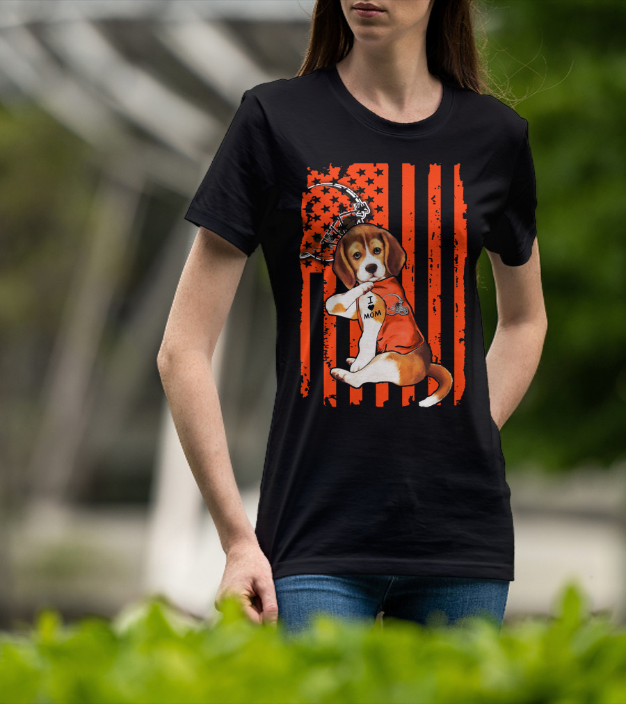 Beagle Cleveland Browns I Mom Retro Football Helmet And Stars T-Shirt