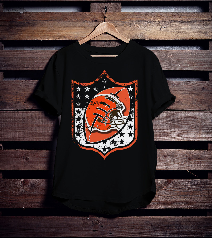 Cleveland Browns Helmet Stars And Stripes T-Shirt