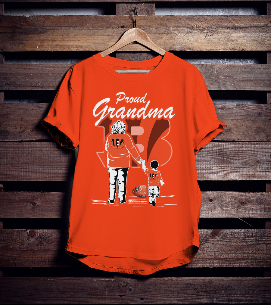 Proud Grandma Cincinnati Bengals Family Spirit Football Fan T-Shirt