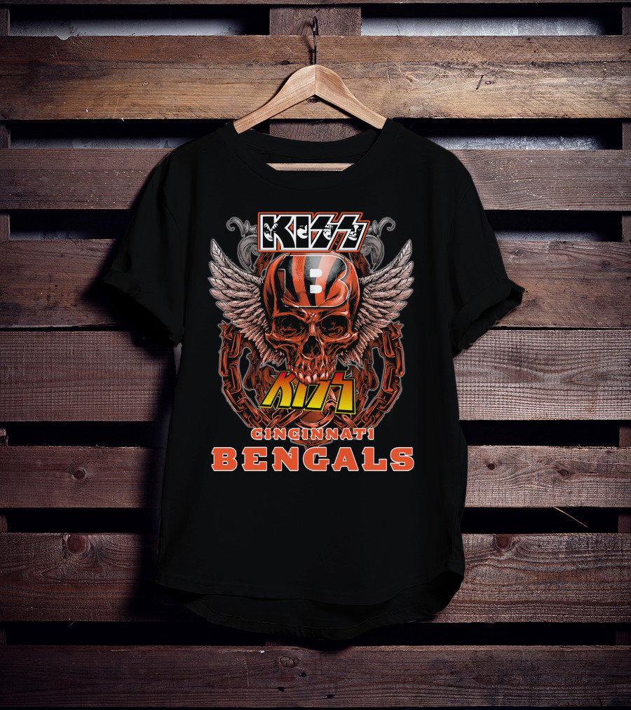 Kiss Cincinnati Bengals Skull Wings And Chains T-Shirt