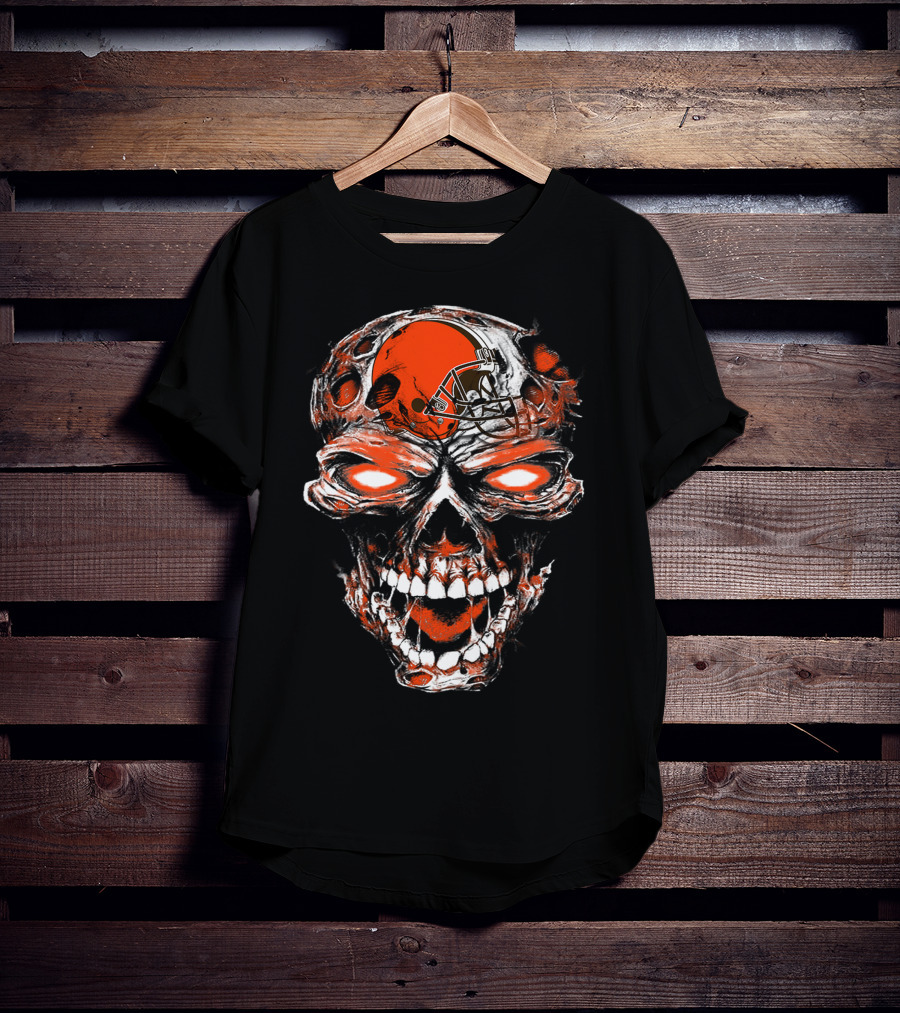 Cleveland Browns Skull Design 43 Orange Helmet Football Fan T-Shirt