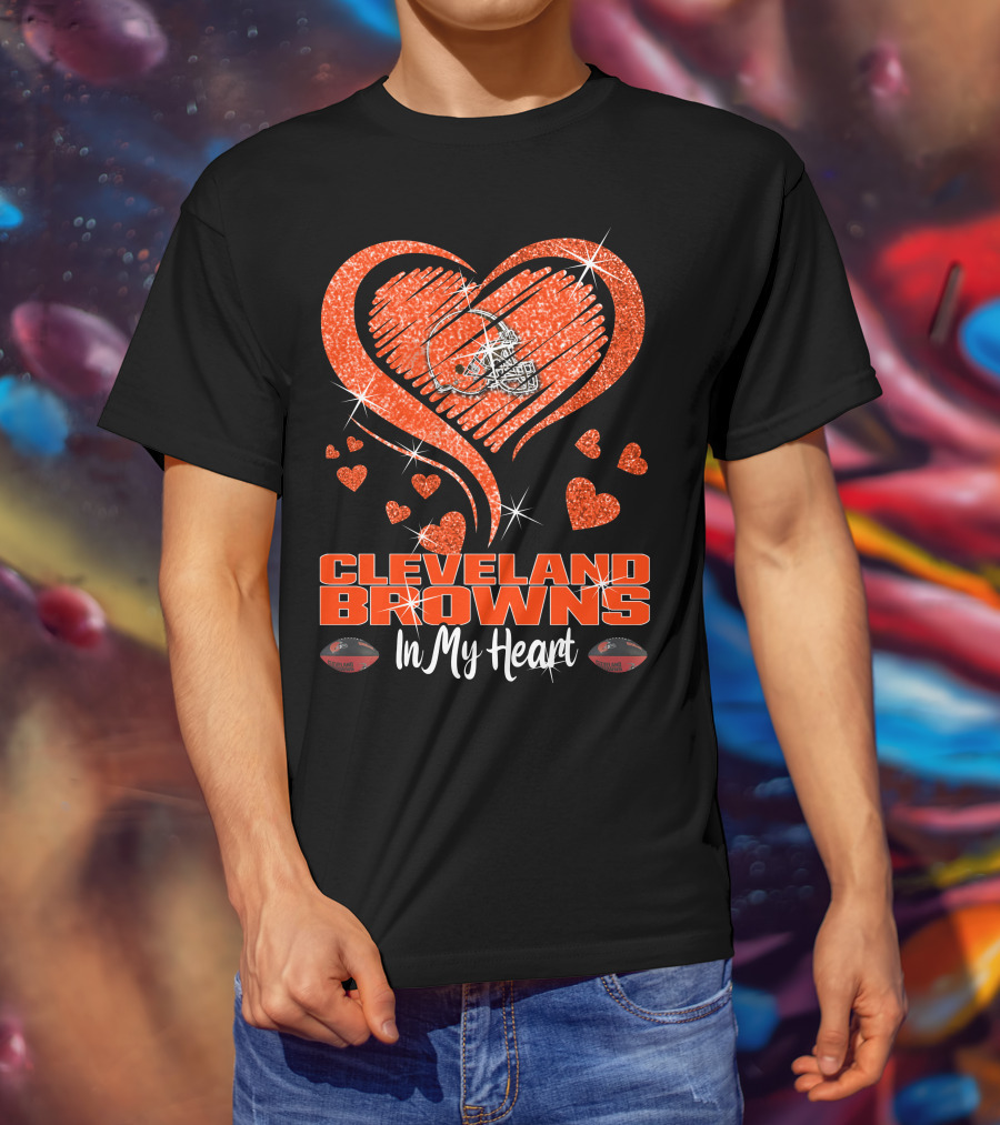 CLEVELAND BROWNS In My Heart Sparkling Helmet And Hearts T-Shirt