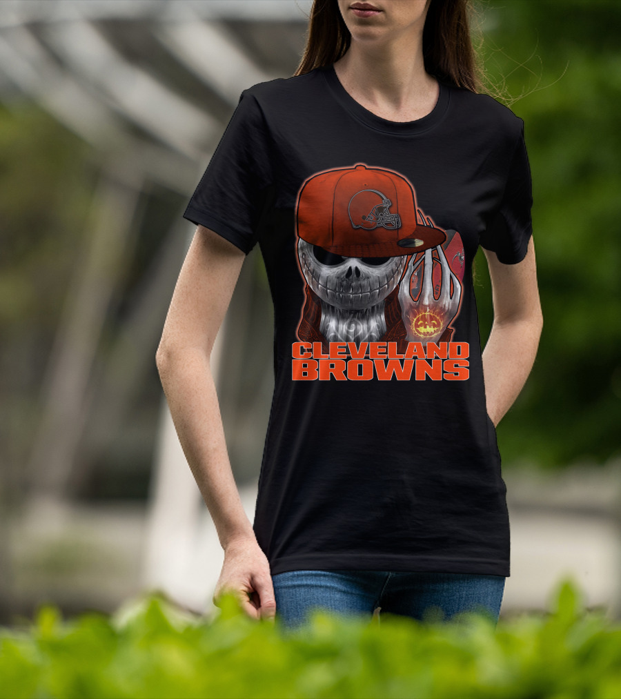 Cleveland Browns Jackskull Halloween Pumpkin Football T-Shirt