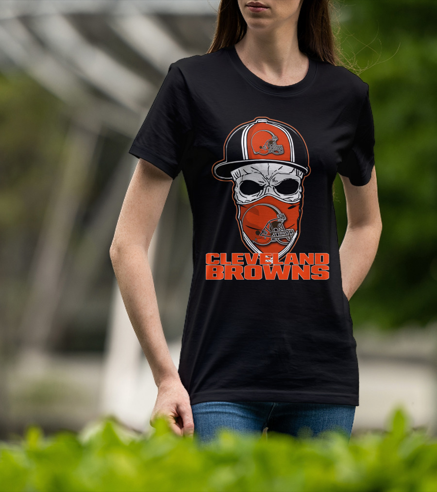 Cleveland Browns Skull With Helmet Hat And Face Mask T-Shirt