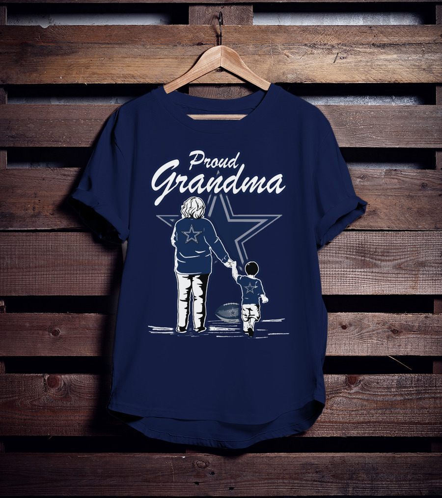Proud Grandma Dallas Cowboys Star Holding Hands With Child Football T-Shirt