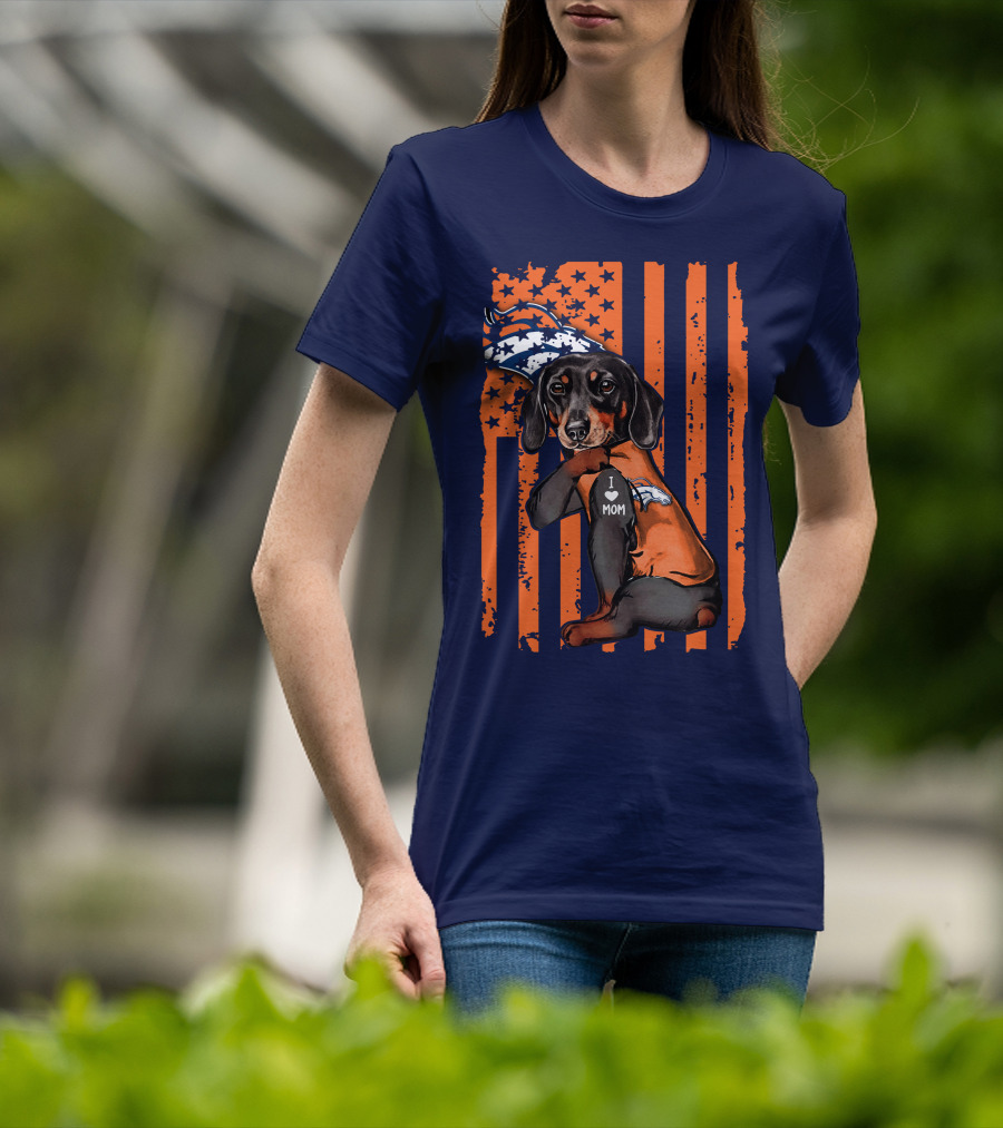 Dachshund Denver Broncos I Love Mom T-Shirt