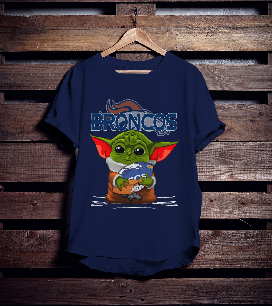 Yoda Holding Denver Broncos Logo With Baby Alien In Orange Robe T-Shirt